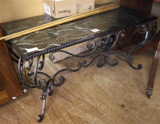 Marble & iron coffee table(-)